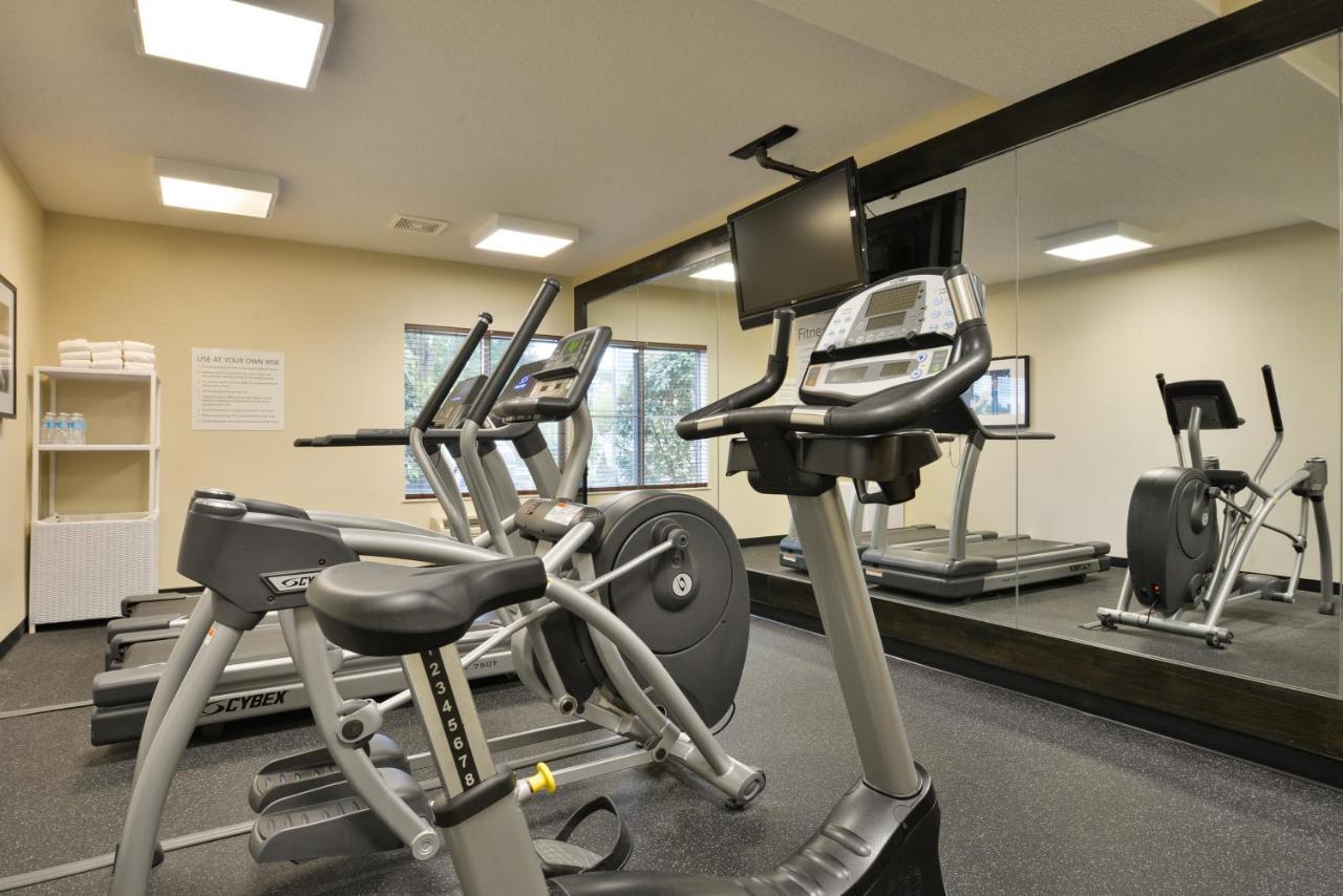 Holiday Inn Express Boston-Milford By Ihg Exteriör bild