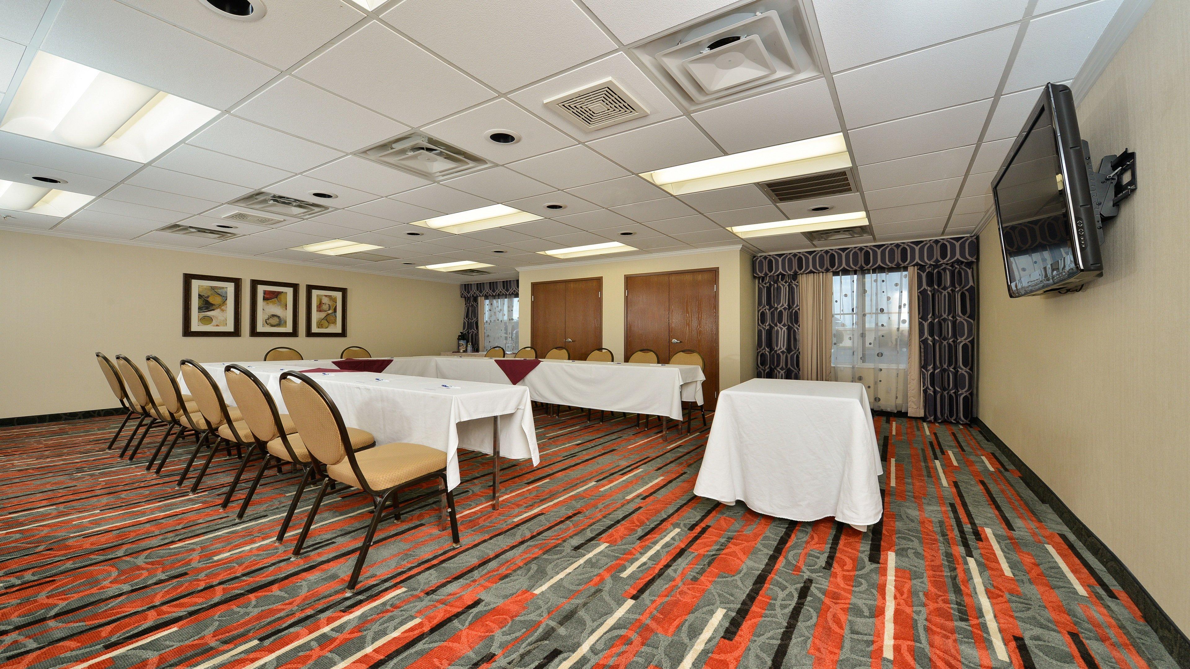 Holiday Inn Express Boston-Milford By Ihg Exteriör bild
